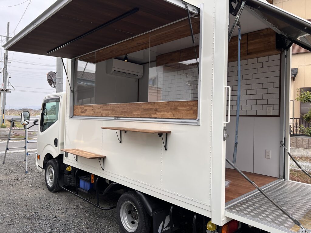 N-BASE キッチンカー製作実績 32.jpg